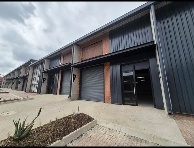 381.60M² WAREHOUSE TO LET IN RIVERSANDS