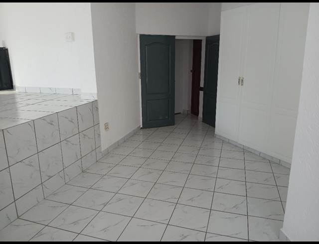 1 bed property to rent in GLENVISTA