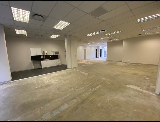 236M² OFFICE TO LET IN ZONNEBLOEM
