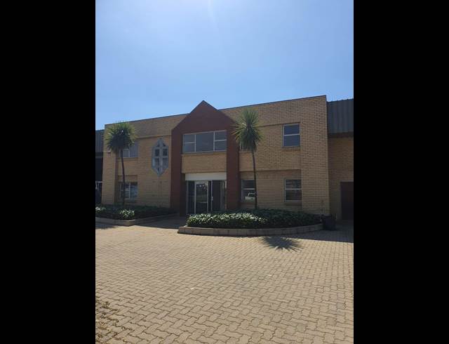 450M² MINI FACTORY TO LET IN CITY DEEP