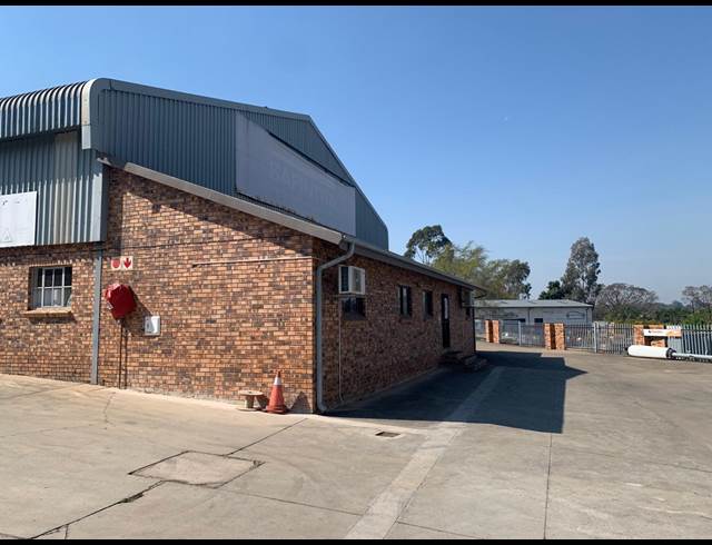 711M² WAREHOUSE TO LET IN ROCKY DRIFT
