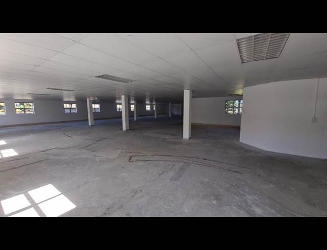 BUSINESS PROPERTY TO RENT IN HALFWAY GARDENS