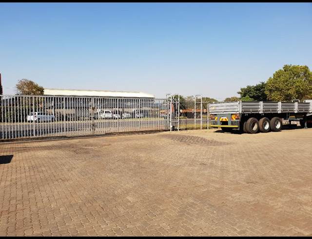 2,000M² WAREHOUSE TO LET IN WADEVILLE