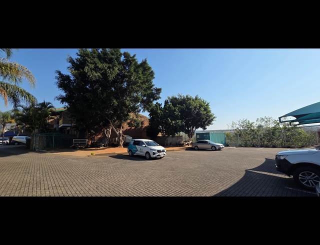 687M² WAREHOUSE TO LET IN NELSPRUIT INDUSTRIAL