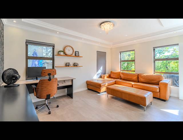 6 BEDROOM HOUSE TO LET IN BIG BAY