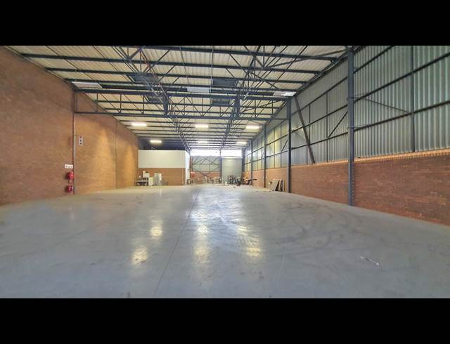 964M² WAREHOUSE TO LET IN POMONA