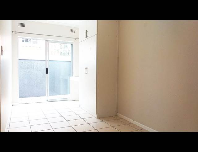 2 bed property to rent in SCHOTSCHE KLOOF