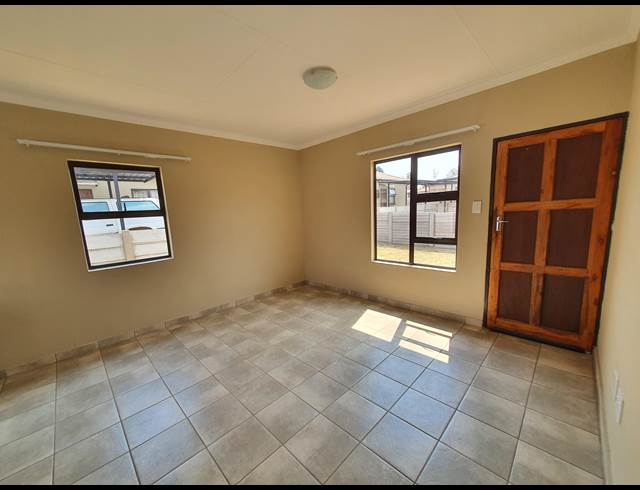 2 BEDROOM PROPERTY TO RENT IN ALBEMARLE