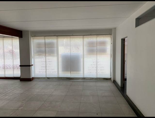 800M² OFFICE TO LET IN BOKSBURG NORTH