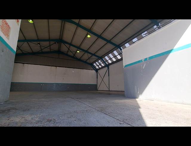 450M² FACTORY TO LET IN OTTERY EAST