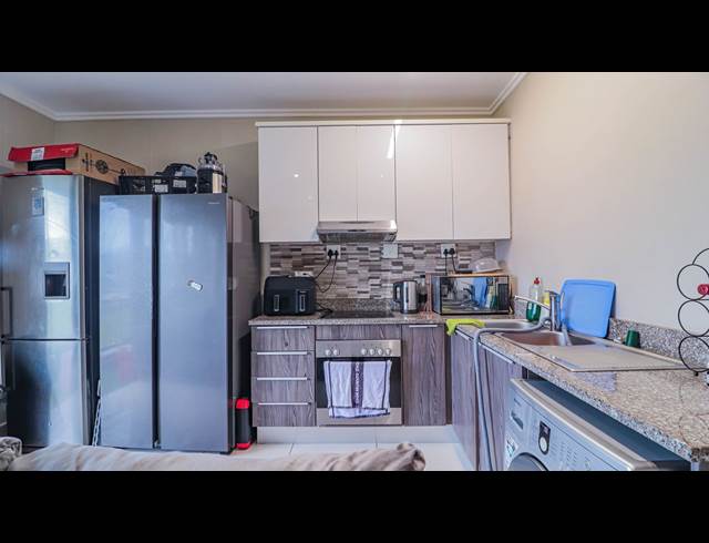 1 BEDROOM APARTMENT TO LET IN UMHLANGA RIDGE