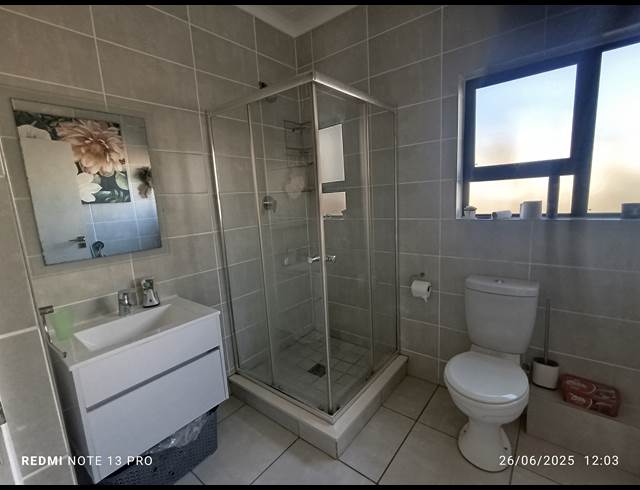 2 BEDROOM APARTMENT TO LET IN BALLITO CENTRAL