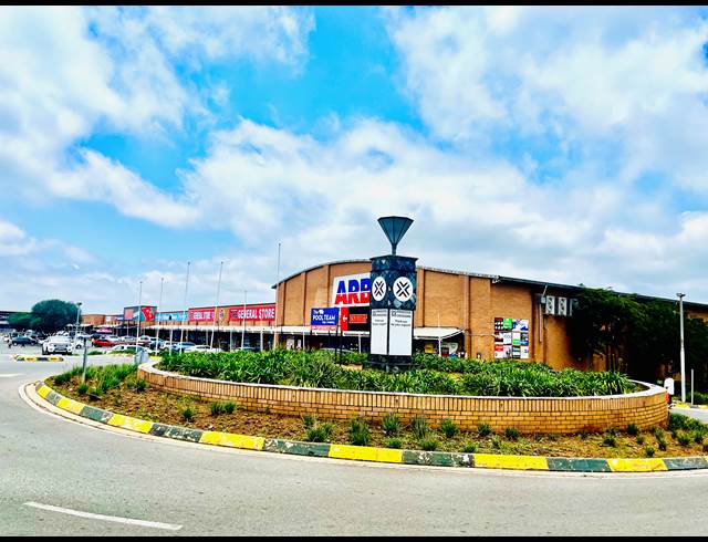 131M² RETAIL TO LET IN PRINCESS AH