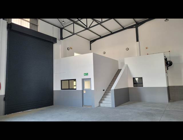 458M² WAREHOUSE TO LET IN ATLAS GARDENS