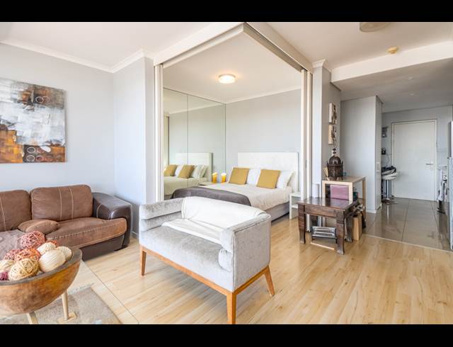 1 BEDROOM APARTMENT TO LET IN BEACHFRONT