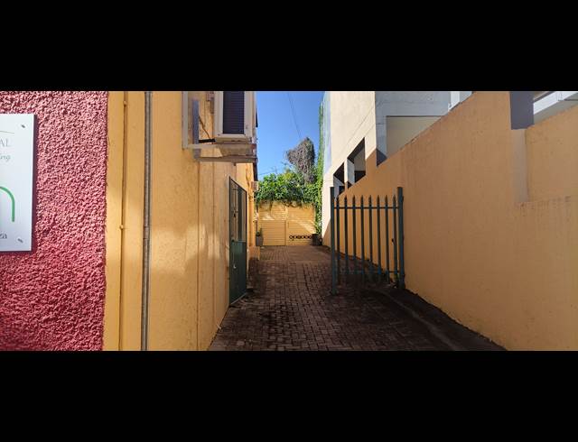 110M² OFFICE TO LET IN SONHEUWEL EXT 1