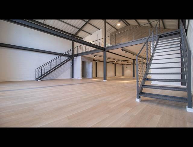 600M² BUILDING TO LET IN WOODSTOCK