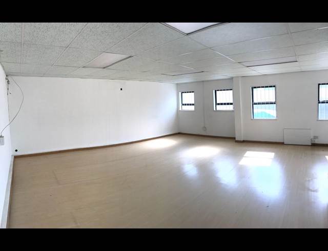 273M² WAREHOUSE TO LET IN STRIJDOMPARK