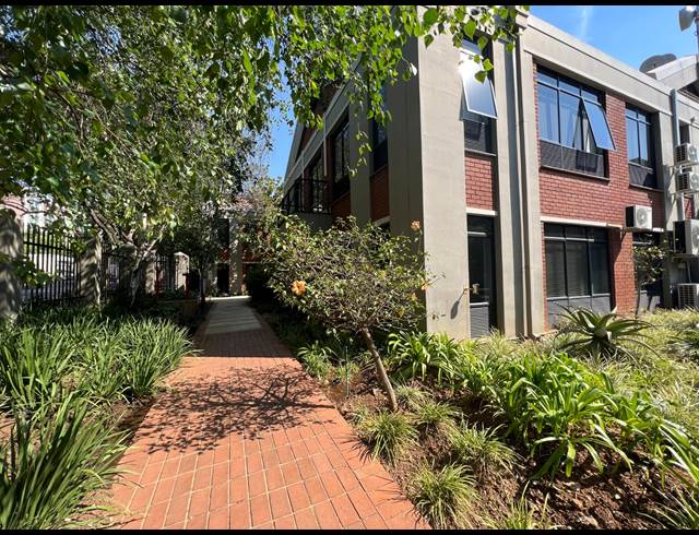 209M² OFFICE TO LET IN ROSEBANK
