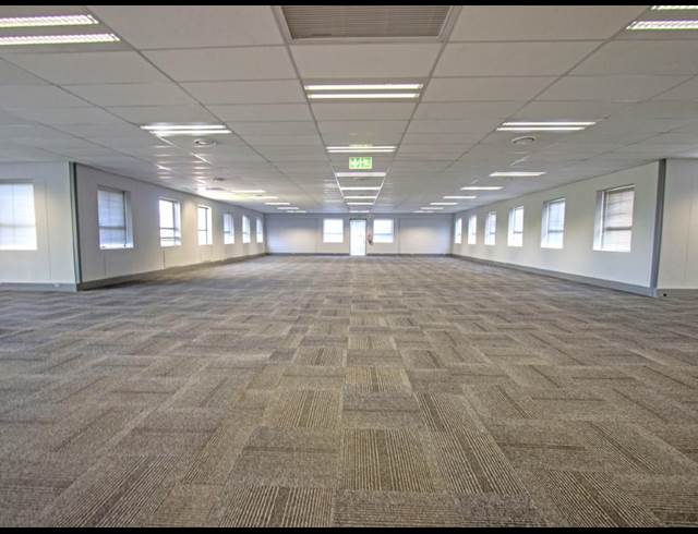 1,191M² OFFICE TO LET IN WOODMEAD
