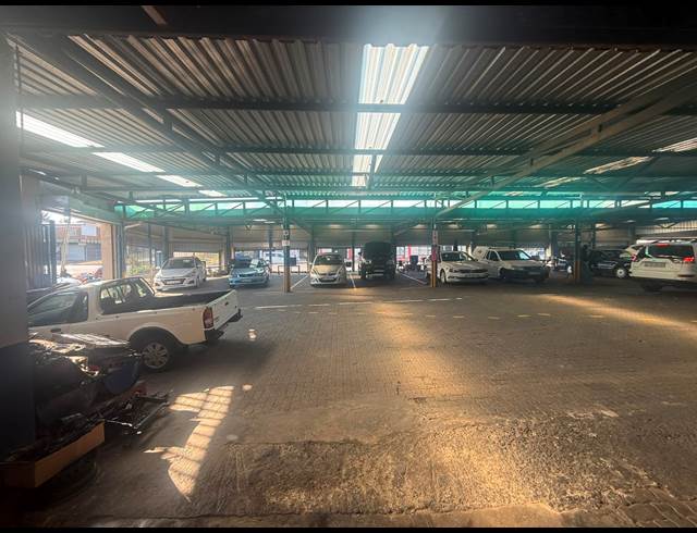 750M² WAREHOUSE TO LET IN DELAREY