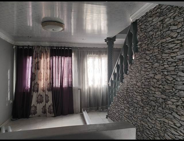 2 bed property to rent in RISECLIFF