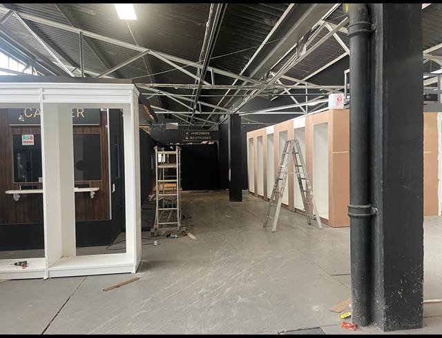 800M² WAREHOUSE TO LET IN LANSDOWNE