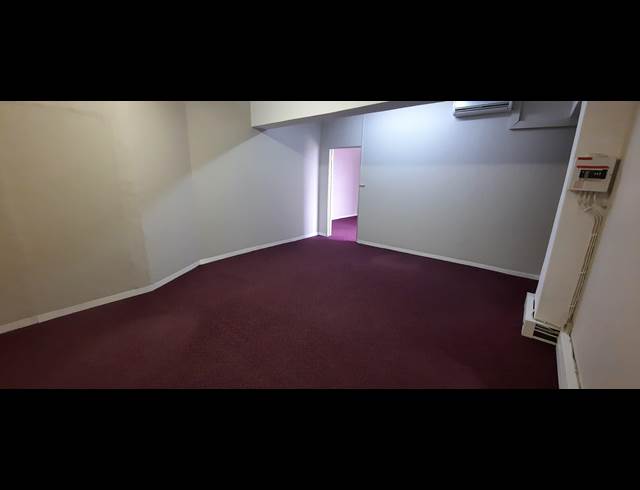 42M² OFFICE TO LET IN ALBERTON NORTH