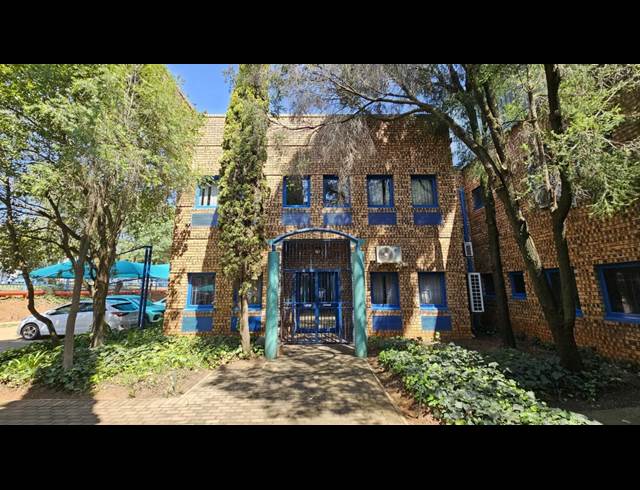 818M² OFFICE TO LET IN RANDJESPARK