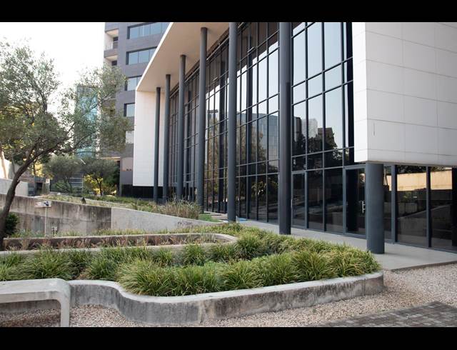 652M² OFFICE TO LET IN SANDOWN