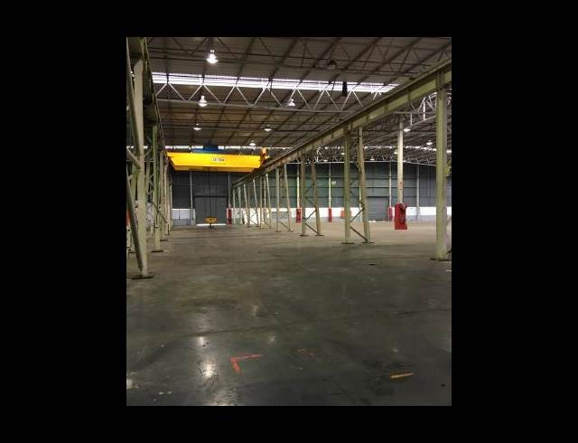 17,256M² WAREHOUSE RENTED IN ALEXANDER PARK INDUSTRIAL