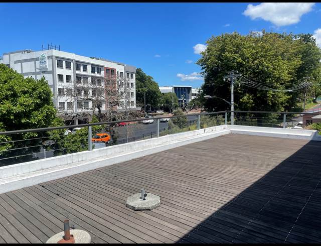 613M² OFFICE TO LET IN RONDEBOSCH