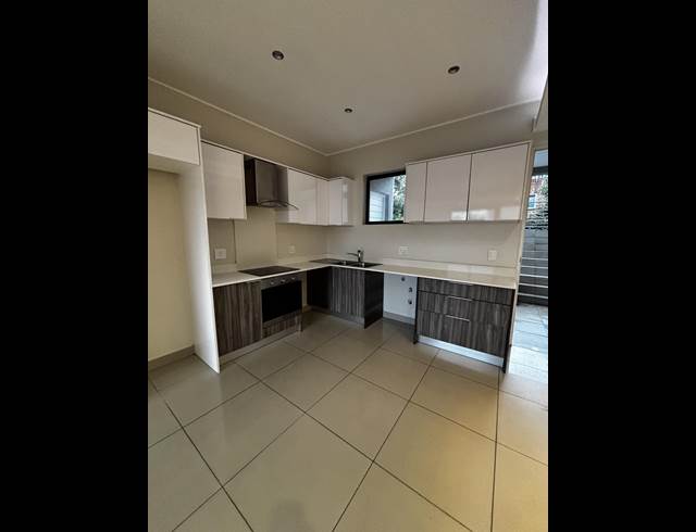 2 BEDROOM APARTMENT TO LET IN PARKMORE