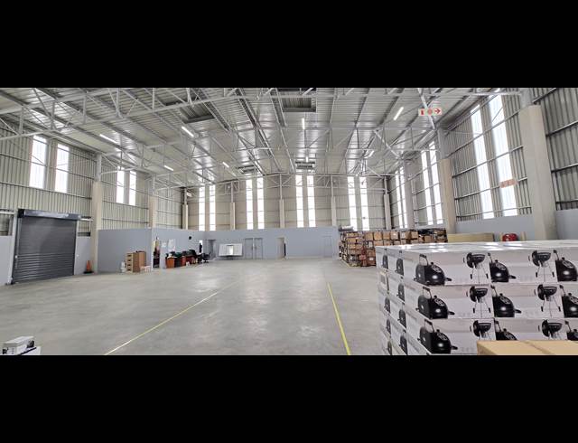 2,526M² WAREHOUSE TO LET IN STRIJDOMPARK