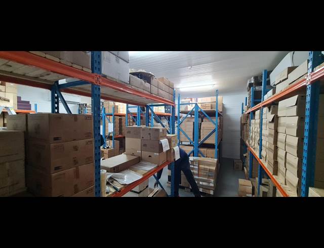 98M² WAREHOUSE TO LET IN DIEP RIVER