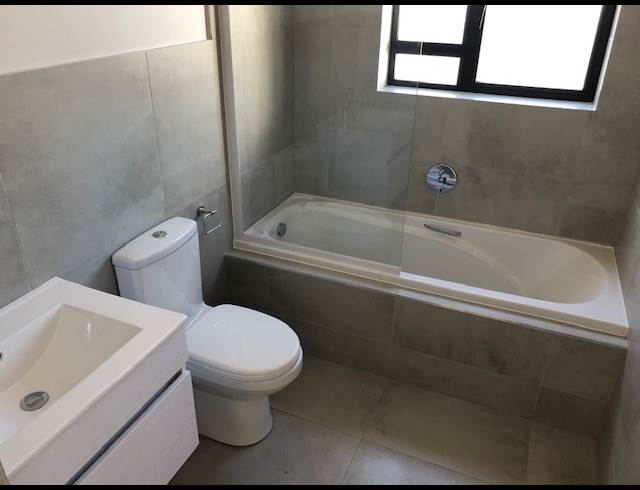 2 BEDROOM PROPERTY TO RENT IN BURGUNDY ESTATE