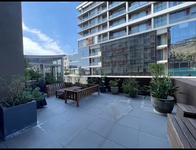 190M² OFFICE TO LET IN DE WATERKANT