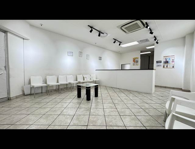 80M² OFFICE TO LET IN LA ROCHELLE