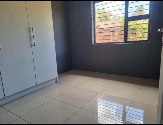 3 BEDROOM PROPERTY TO RENT IN ALBERTSDAL