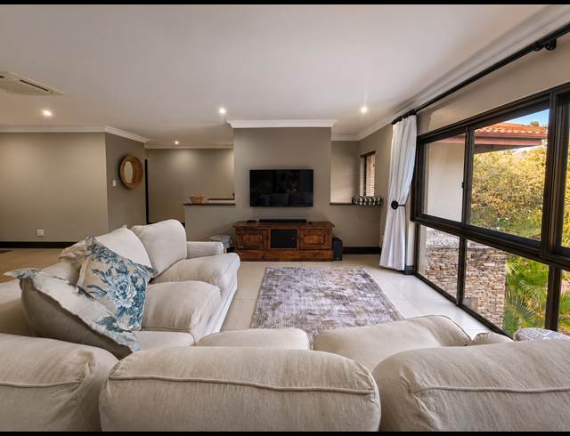 3 BEDROOM FREESTANDING TO LET IN BALLITO CENTRAL