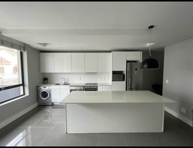 2 bed property to rent in GREEN POINT