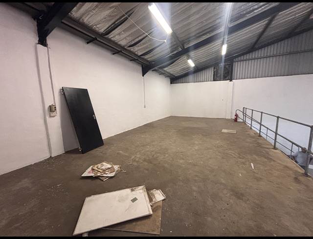 351M² WAREHOUSE TO LET IN RIVERHORSE VALLEY