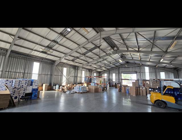 630M² WAREHOUSE TO LET IN MULDERSDRIFT