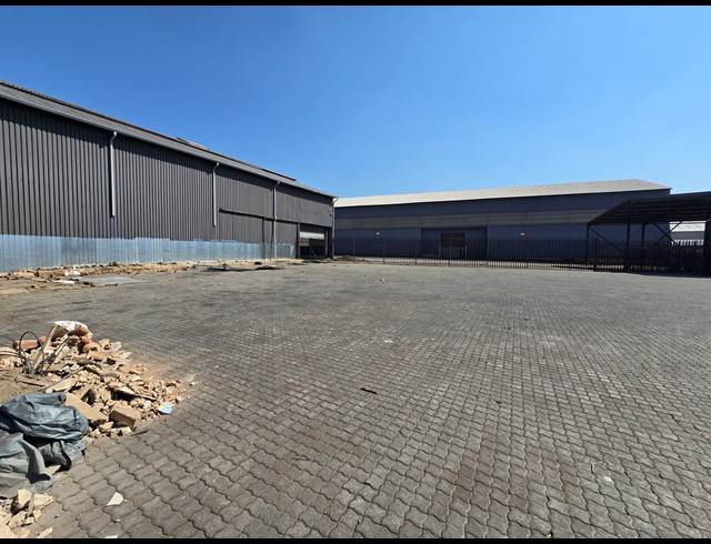 6,797M² WAREHOUSE TO LET IN TUNNEY