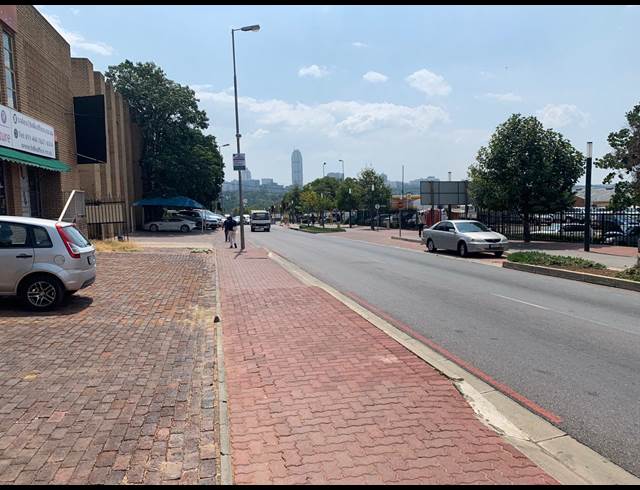 110M² WAREHOUSE TO LET IN WYNBERG