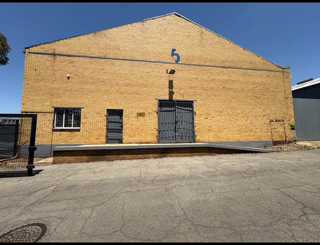 516M² WAREHOUSE TO LET IN GERMISTON CENTRAL