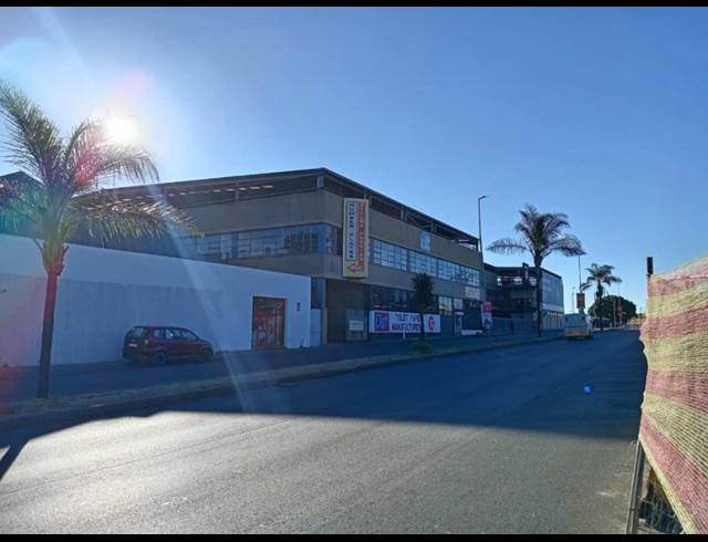 770M² WAREHOUSE TO LET IN WYNBERG