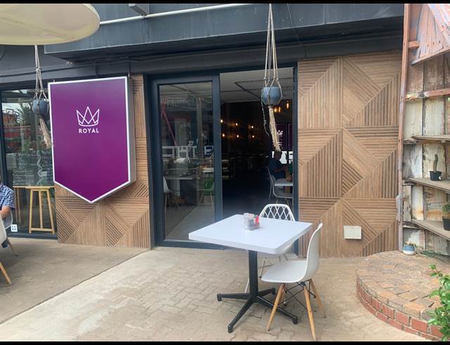 74M² RETAIL TO LET IN WAVERLEY