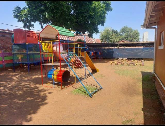 624M² BUILDING TO LET IN SCOTTSVILLE
