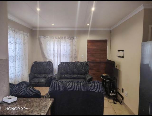 3 BEDROOM PROPERTY TO RENT IN MINDALORE